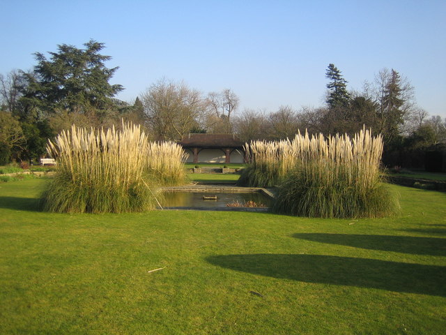 Canons Park Exploring Safety in North West London's Suburban Haven