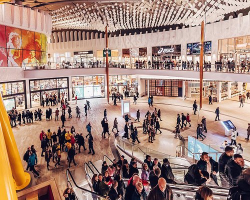 Retail Extravaganza: Exploring 5 of the Biggest Outlets in London